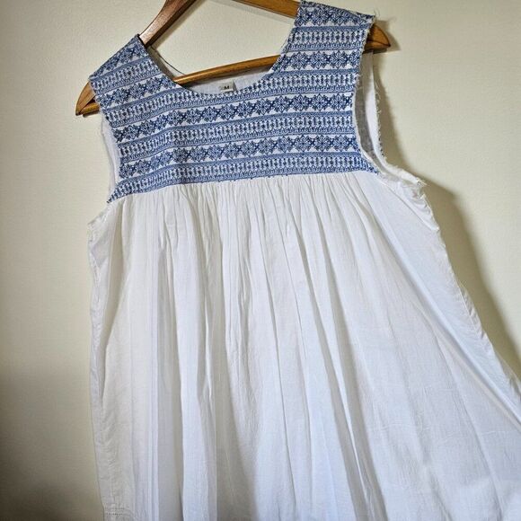 EUC NEVER WORN BOHO EMBROIDERED TASSEL HEM COTTON DRESS SIZE M - Picture 7 of 16